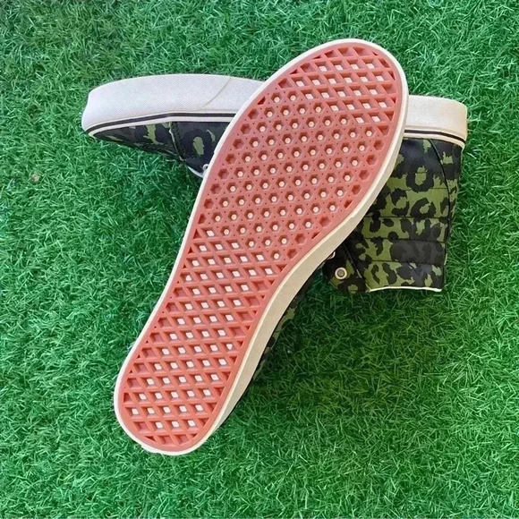 Vans Comfycush Sk8 Hi Leopard - Picture 6 of 6